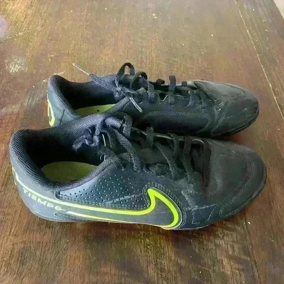 Nike Jr Legend 9 Club FG/MG Soccer Cleats ➖Size 6 youth yellow/black - Picture 5 of 6